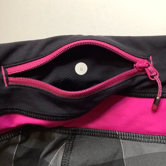 LULULEMON Groovy Run Short in Gros Gingham Size 6 - Picture 8 of 11